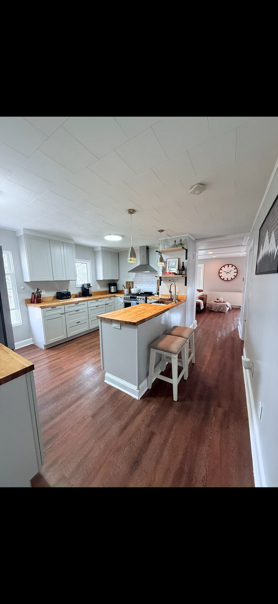 Building Photo - 15 Essex St