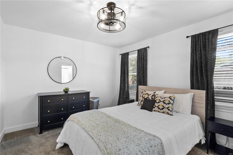 Building Photo - 205 N 28th St