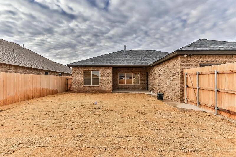 Building Photo - 5234 Kemper St