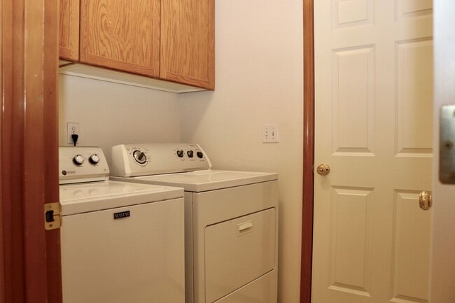 Building Photo - Cozy and Charming 3 Bedroom in Lynnwood!