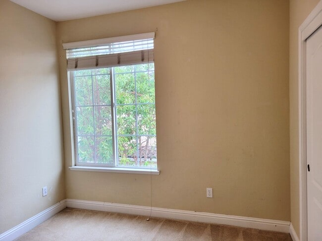 Building Photo - Large Condo in Cupertino City Center– Less...