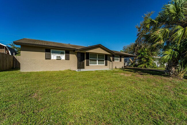 Building Photo - 4317 Birdwood St