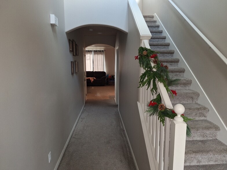 Entrance - 4140 Furlong Ave SE