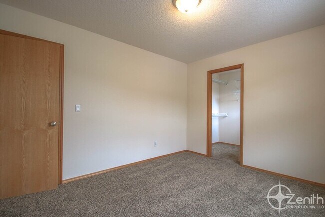 Building Photo - 5408 P St