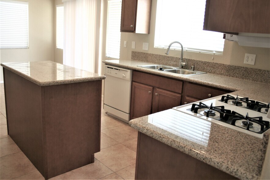 Building Photo - 9084 Tiger Shale Way