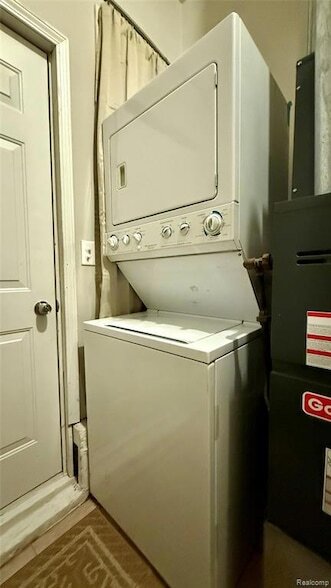 Building Photo - 805 E Milton Ave