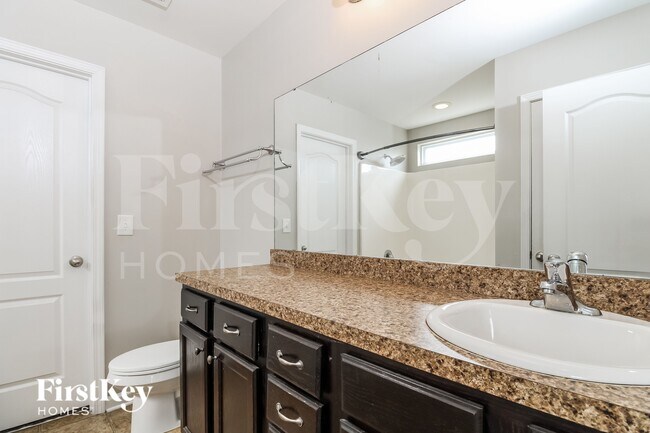 Building Photo - 156 Coosawatchie St