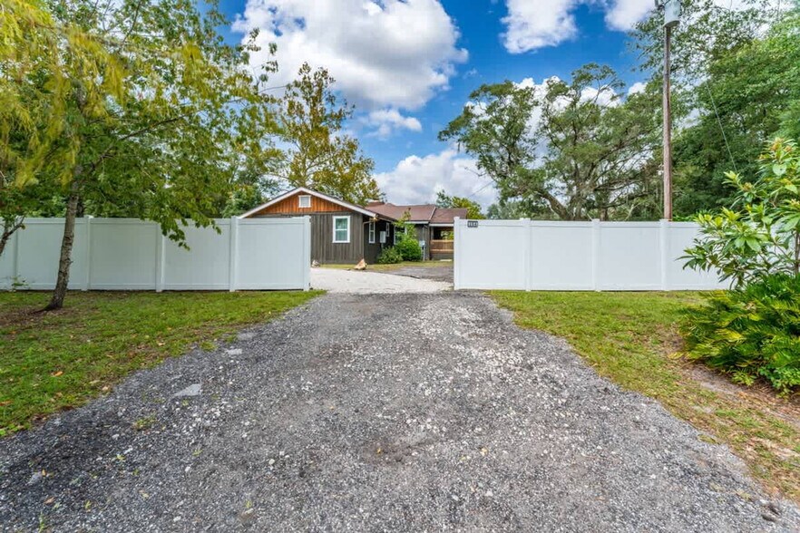 Building Photo - 3116 Golden Eye Dr