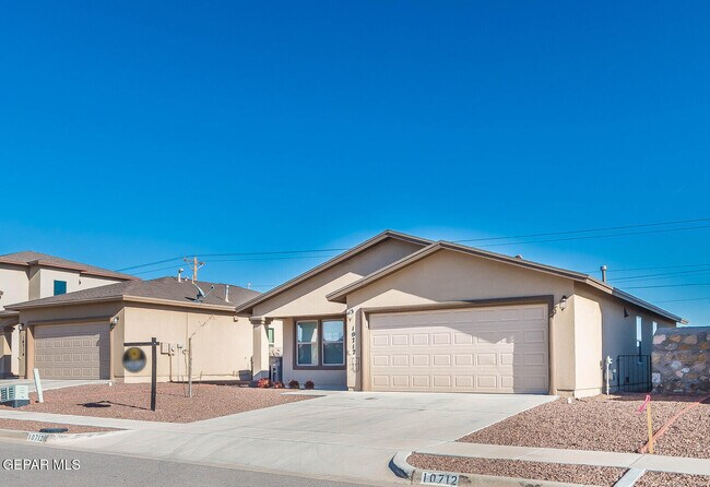 Building Photo - 10712 Blue Sage Cir