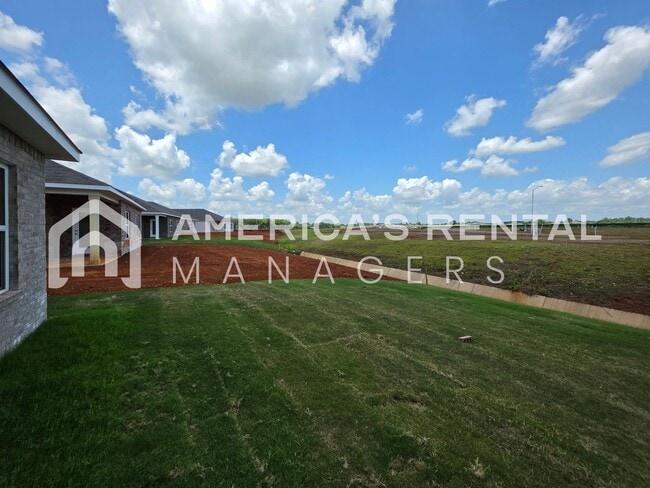 Building Photo - New Construction Home for Rent!