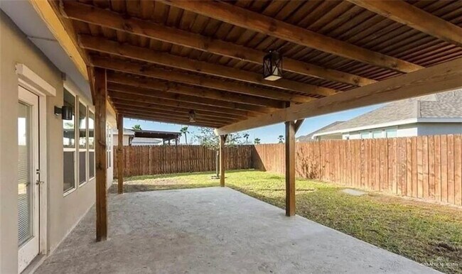 Building Photo - 13 Cascada Bnd Rd