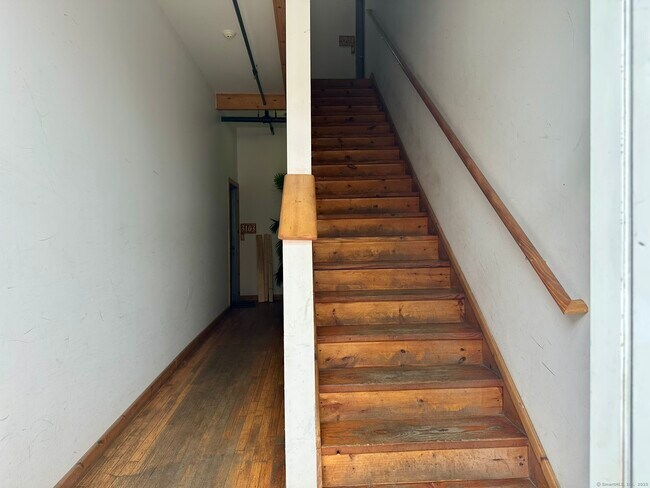 Building Photo - 325 Lafayette St