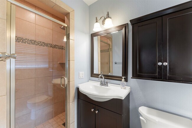 Building Photo - 6148 Indigo St