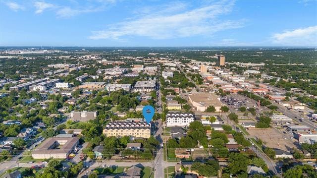 Building Photo - 727 W 10th St