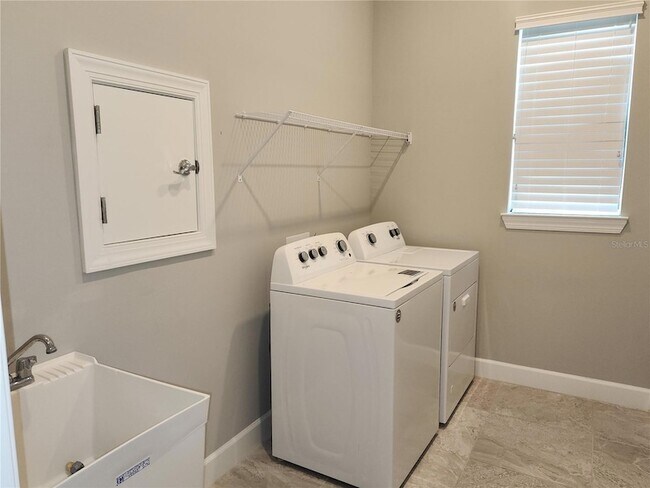 Building Photo - 14536 Eagle Branch Dr
