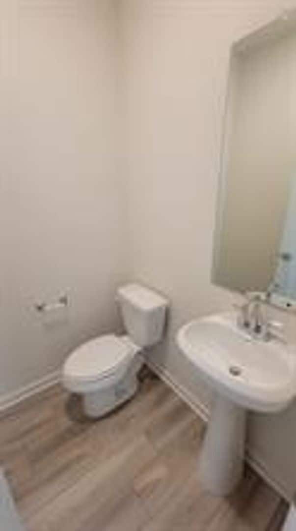 Building Photo - Stunning and Spacious 3-bed, 2.5-bath new ...