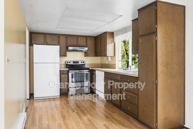 Building Photo - 13410 115th Ave NE