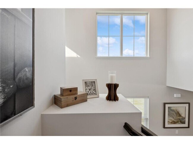 Building Photo - Rare 3 bed new construction home in Wayzata schools for lease!!!