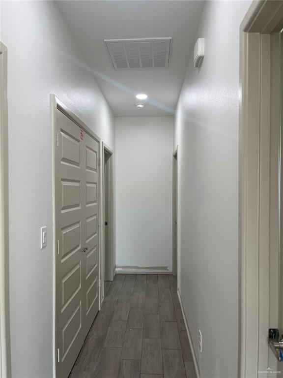 Building Photo - 1509 Shavano Dr