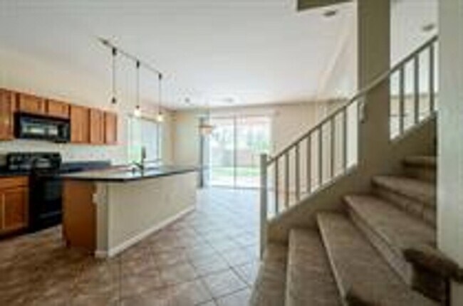 Building Photo - Incredible Single Family Home!