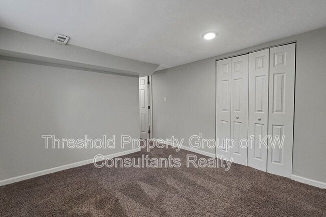 Building Photo - 60 E Patterson Ave