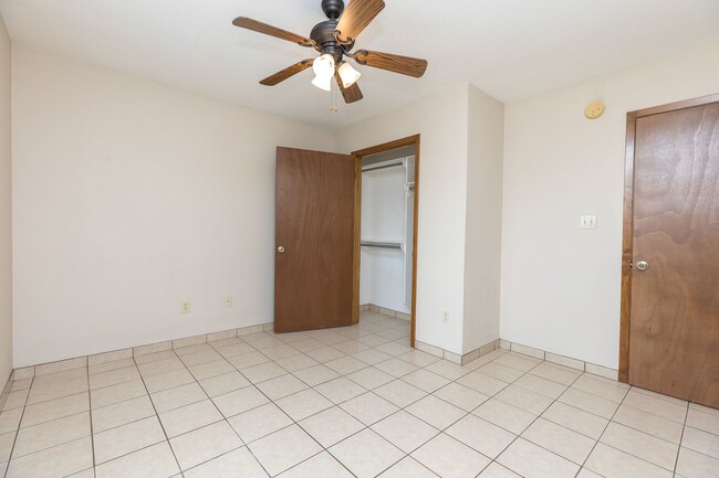 Building Photo - 12422/12424 CR 499