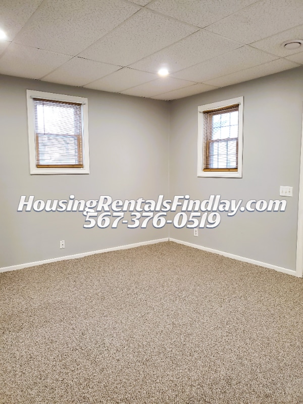 Building Photo - 333 Portz Ave