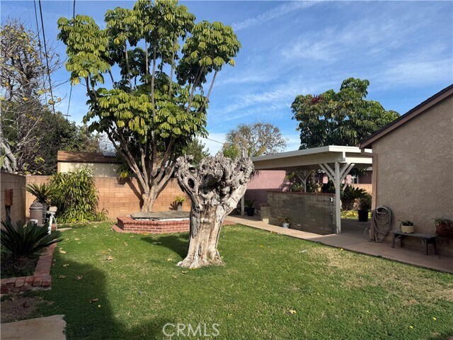 Building Photo - 6857 Chimineas Ave