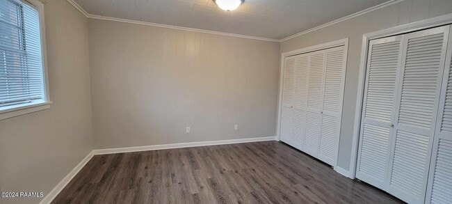 Building Photo - 718 Harding St