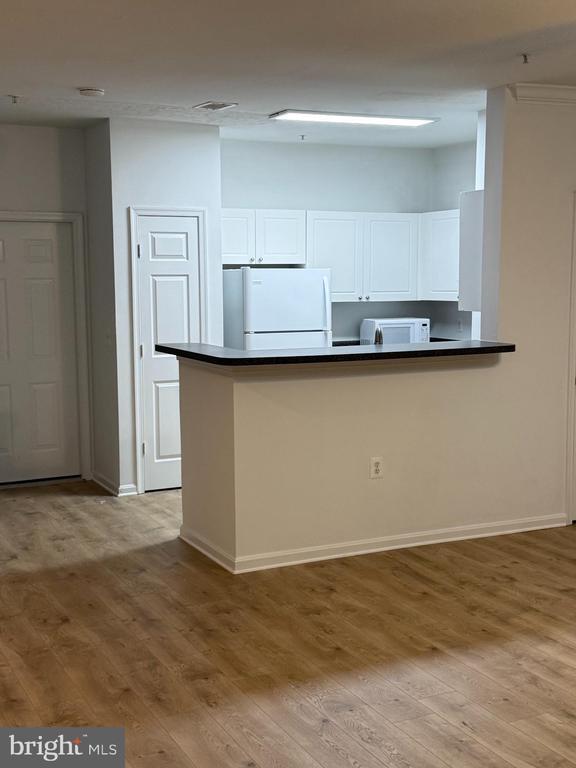 Building Photo - 11325 Aristotle Dr