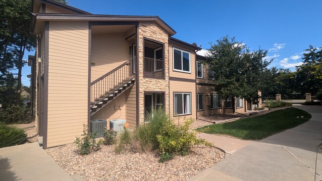 Primary Photo - SUPER NICE 2-BDRM, 2-BATH MAIN LEVEL CONDO...