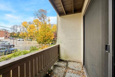 Building Photo - 102 Dudley Ave