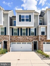Building Photo - 812 Canary Island Ct