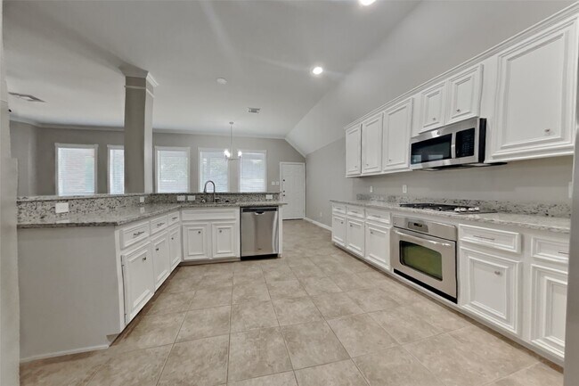 Primary Photo - 12711 Cedar Grove Ct
