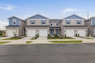 Building Photo - Available Now –NEW  Beautiful Move-In Ready Home in Ocala!INTERNET INCLUDED