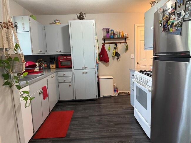 Building Photo - 816 Ramble Ln