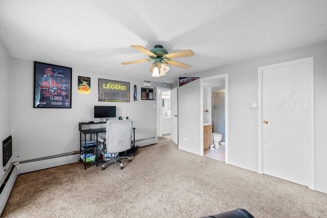 Building Photo - Gorgeous apartment in Cheesman Park!
