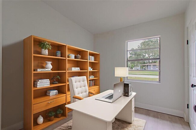 Building Photo - 906 San Domingo Rd