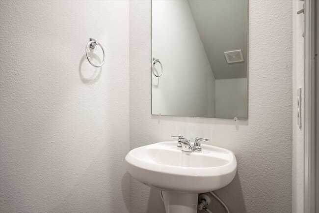 Building Photo - 7352 Tin Star Dr