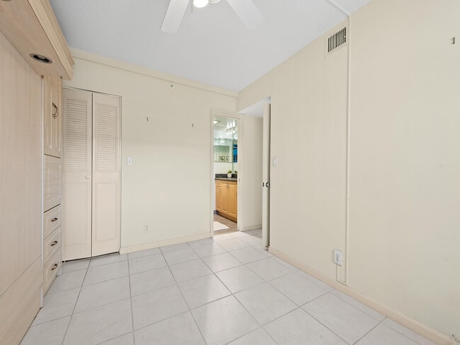 Building Photo - 3300 S Ocean Blvd