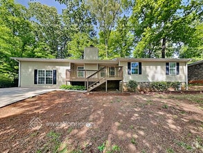 Building Photo - 60 Dillard Dr NE