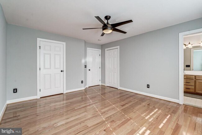 Building Photo - 5820 Pearson Ln