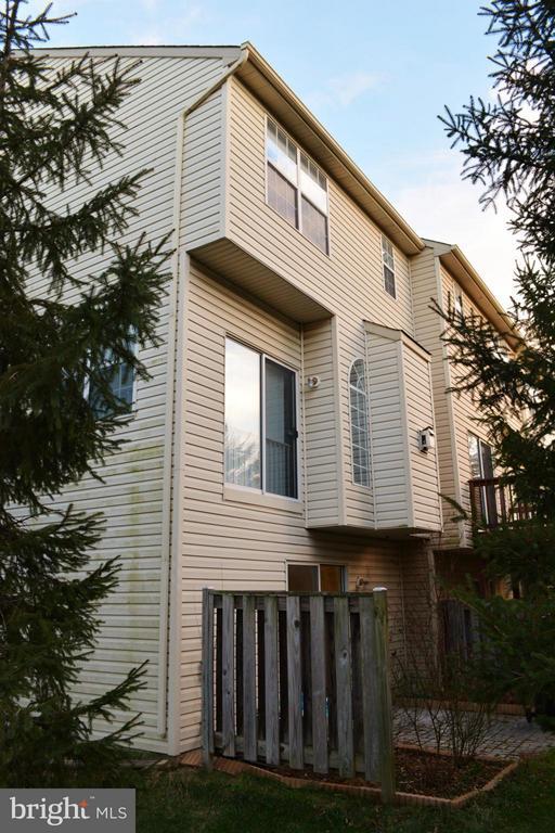 Building Photo - 6702 Tranquil Way