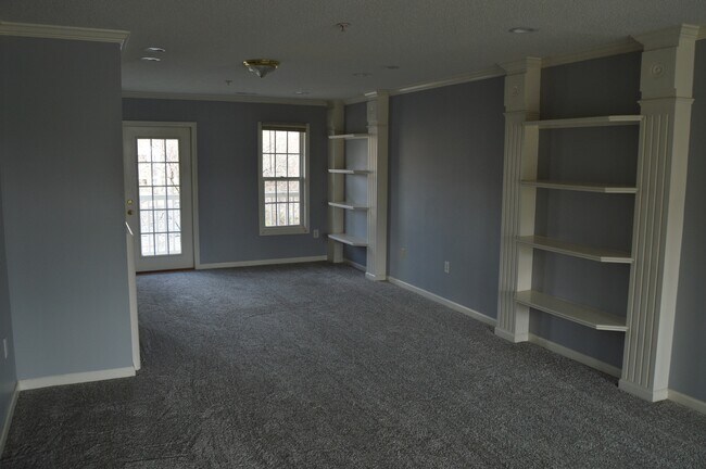 Building Photo - 110 Steam Engine Dr