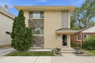Building Photo - 2521 Lewis St