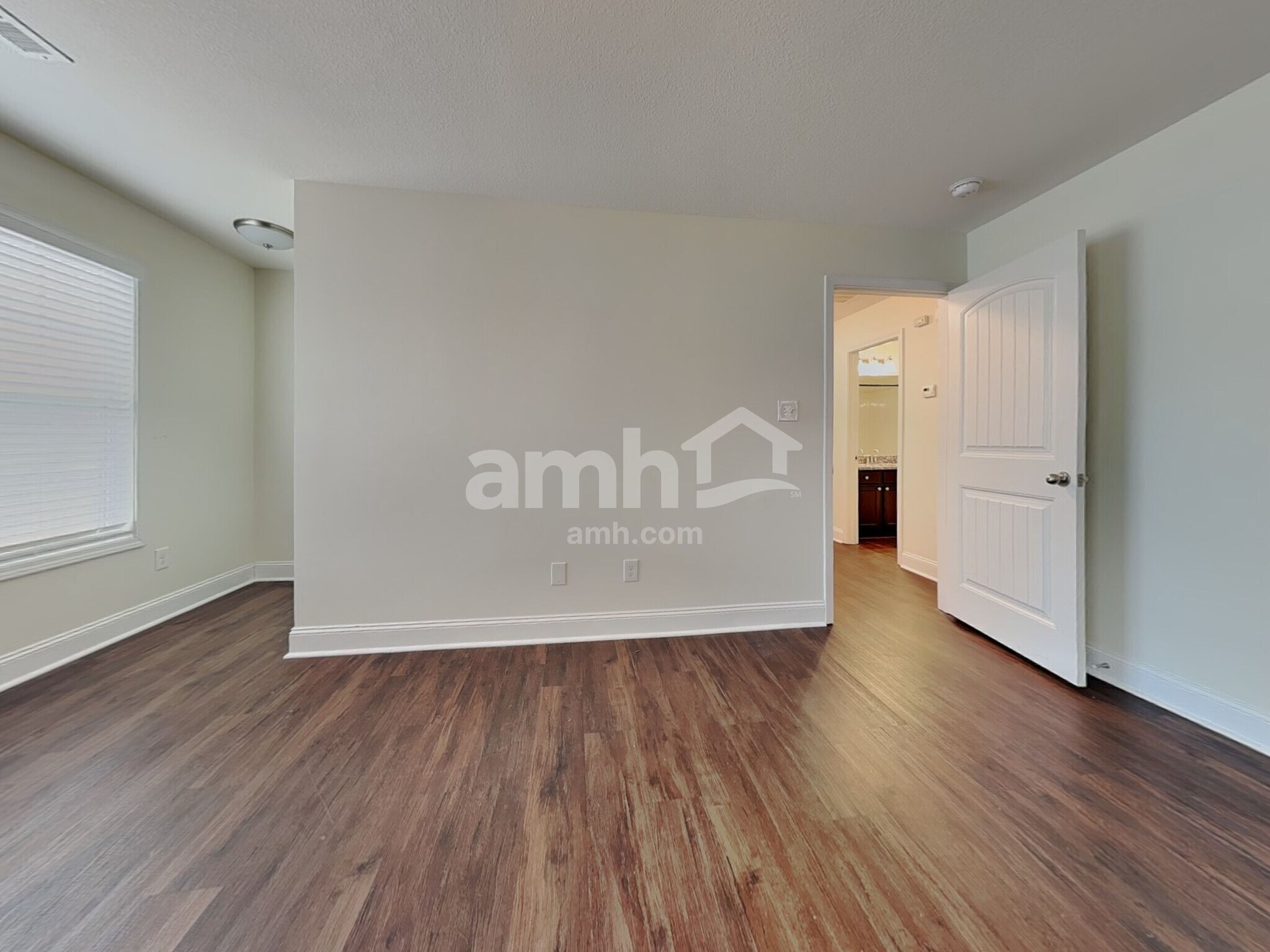 Building Photo - 1812 Mahogany Wood Trail