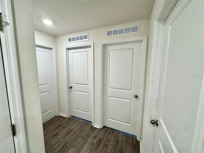 Building Photo - 5653 Brosnan Rd