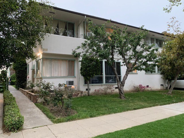 Primary Photo - 144 S Bedford Dr