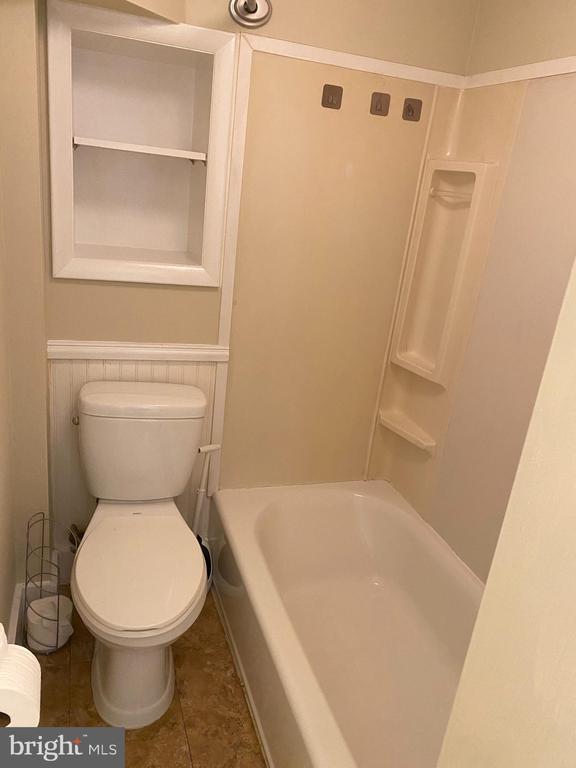 Building Photo - 224 Pinetown Rd