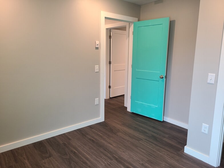 This is the smaller upstairs bedroom (but it is still big!) - 24 Wilsons End Pl